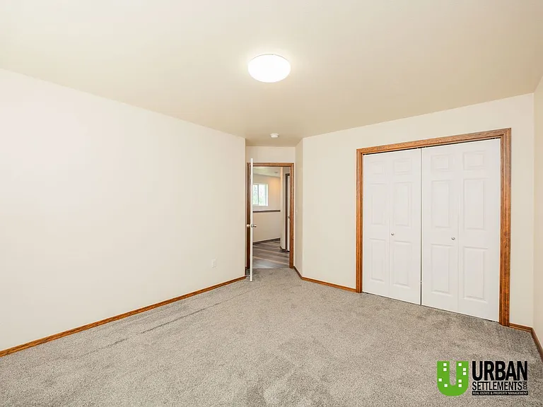 5517 & 5519 E 14th Ave — Photo 21