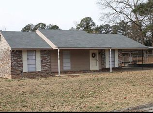 6001 Williamsburg Dr, Columbus, GA 31909