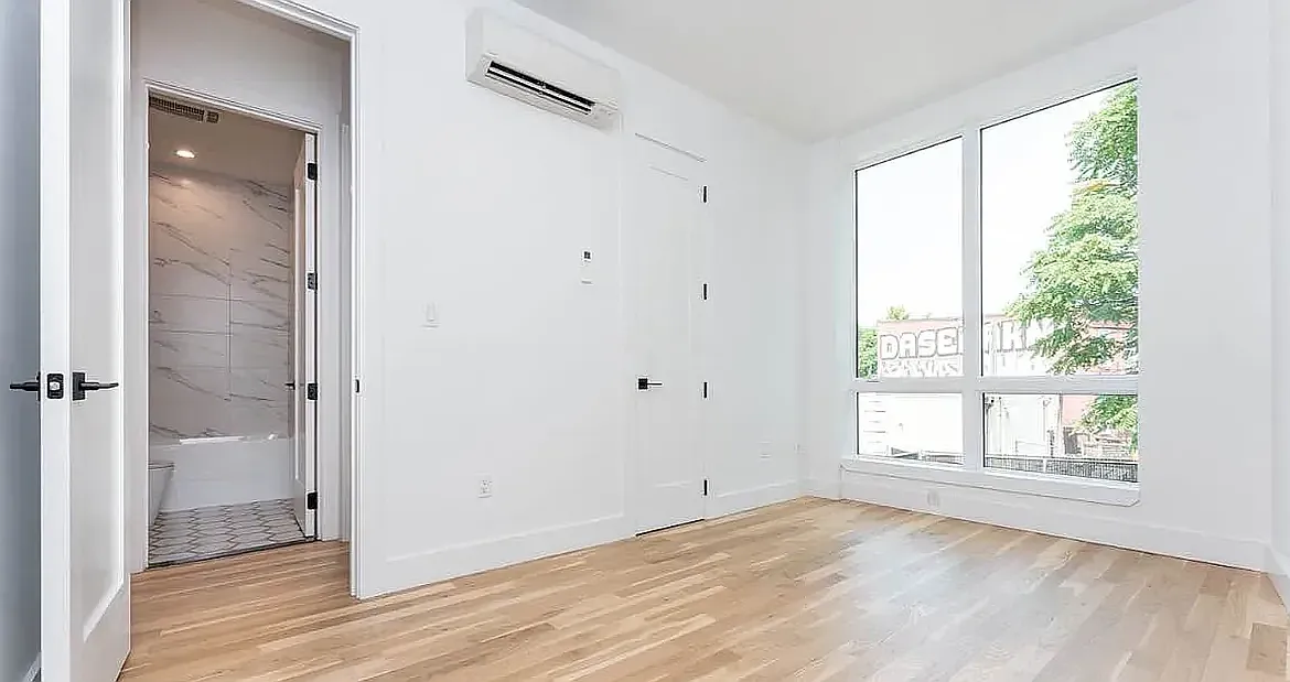 159 Meserole Street — Photo 3