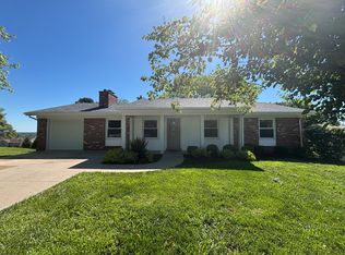2003 Bald Hill Rd, Jefferson City, MO 65101