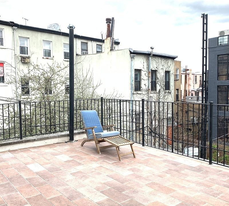 1st image of 309 Sackett St APT 3