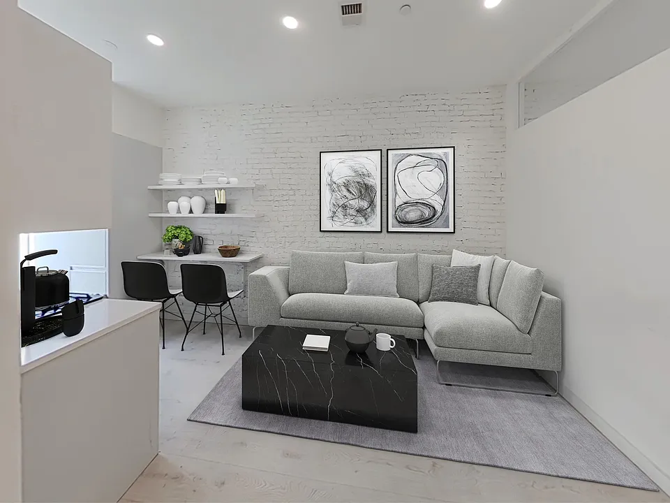 2 Worthington St #2