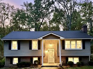 905 Miller Rd, Parkton, MD 21120