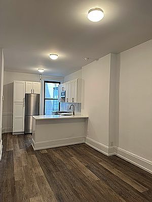 1st image of 205 8th Ave APT 4N