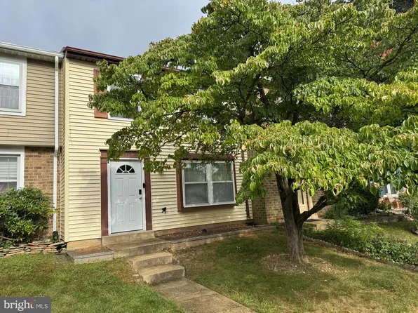 5585 Hecate Ct, Fairfax, VA 22032