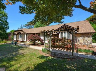 130 Hawn Rd, Fayetteville, GA 30215