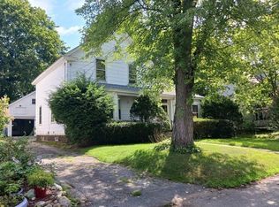 31 Orange St, Athol, MA 01331