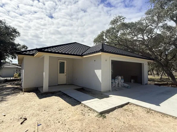 2106 Royal Oaks, Fulton, TX 78358