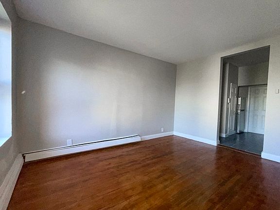 2nd image of 25 Clinton St APT 504