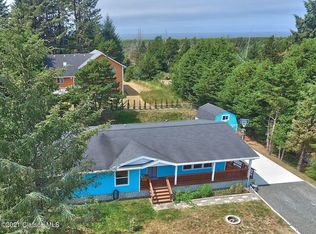 90690 Lake View Rd, Warrenton, OR 97146