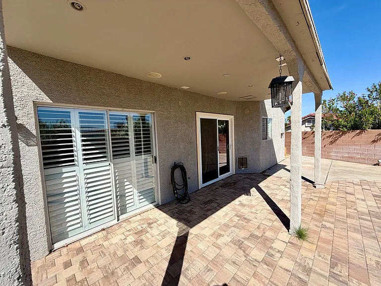 124 Lemongold St — Photo 17