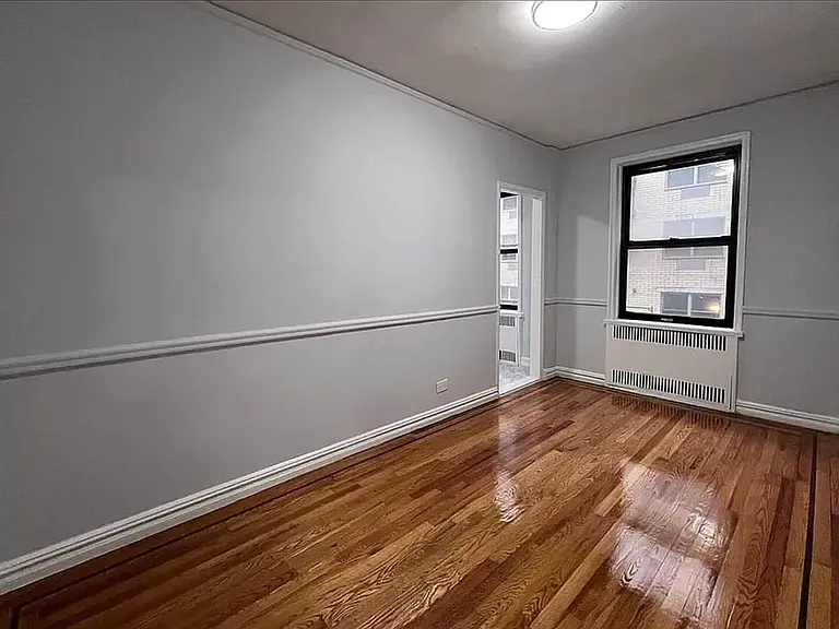 729 W 186th St #2J — Photo 15