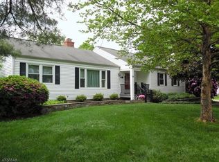 26 Rittenhouse Rd, Stockton, NJ 08559