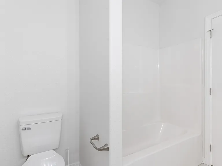 2031 Presidio St #2029 — Photo 11