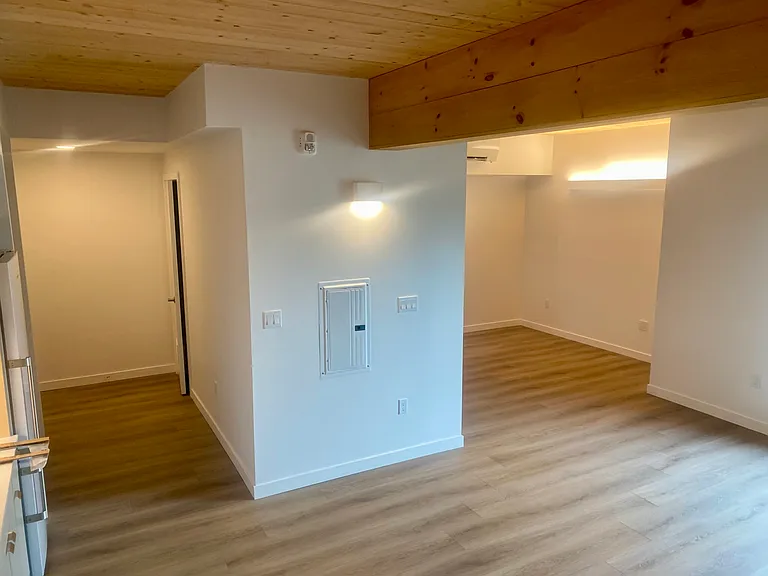 154 Broadway #210 — Photo 14