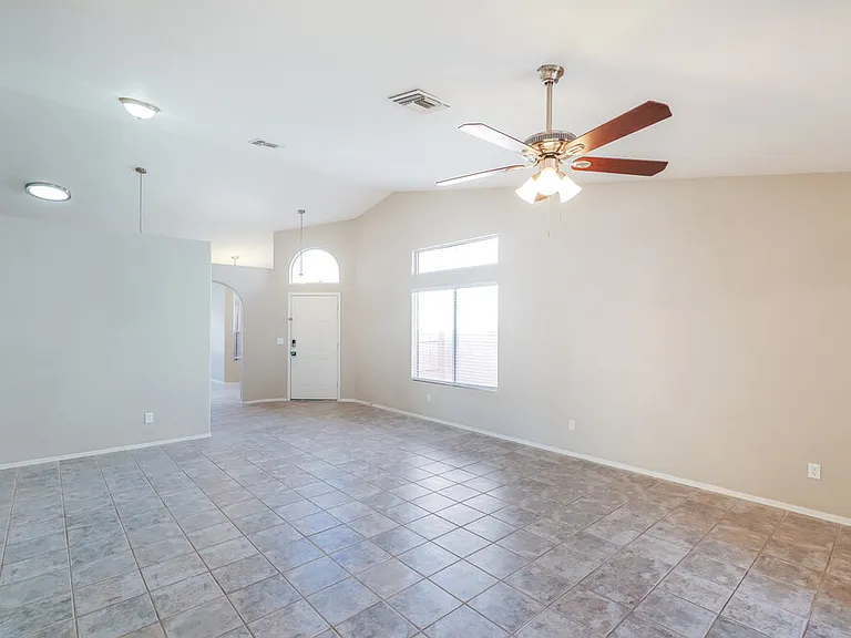 2999 W Sky Ranch Trl — Photo 3