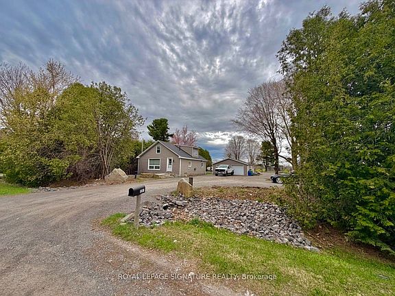 2nd image of 3201 Gordon Murdock Rd
