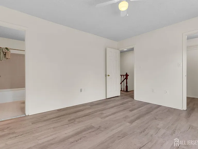 91 Chelsea Ct #14 — Photo 19