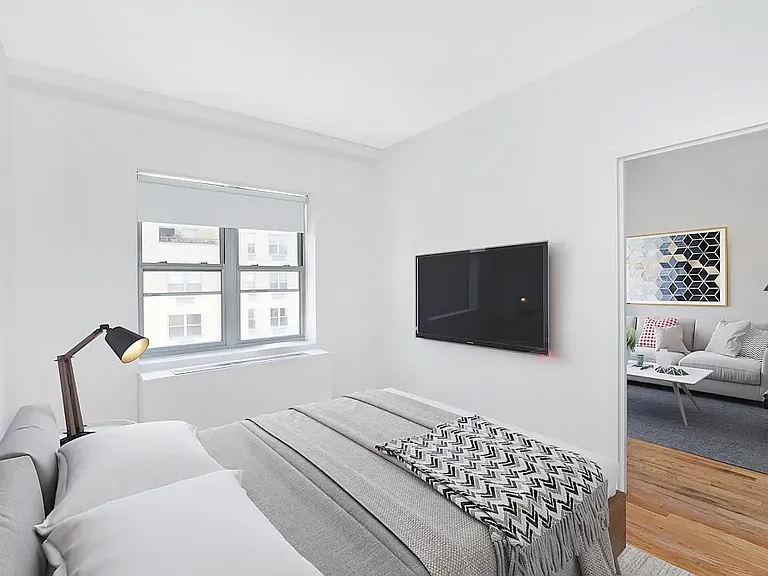 342 E 8th St #6K — Photo 2