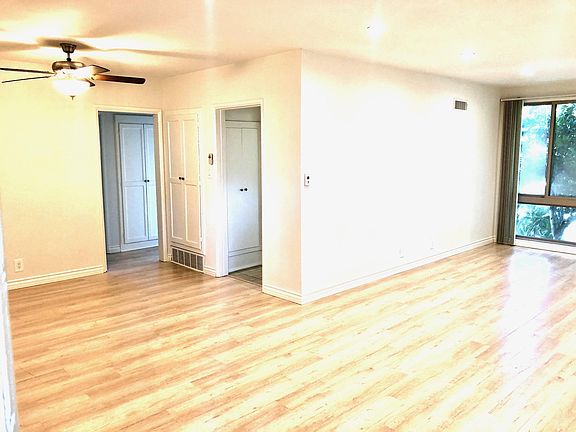 3rd image of 605 S Barrington Ave #22