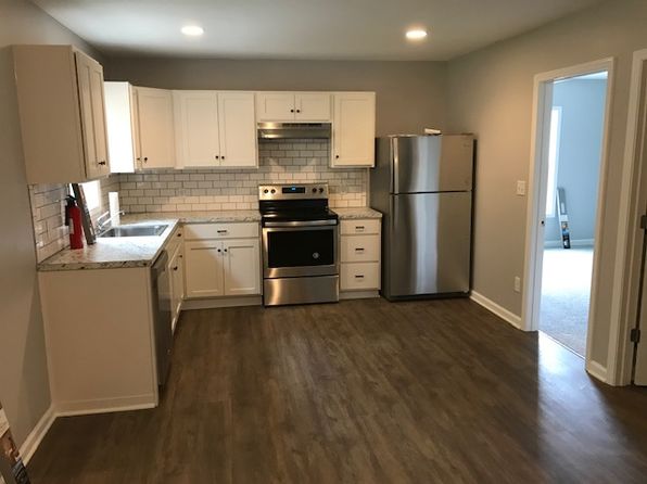 544 Sherman St APT 2