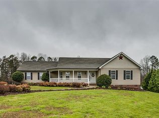 480 Fireside Ct, Asheboro, NC 27205