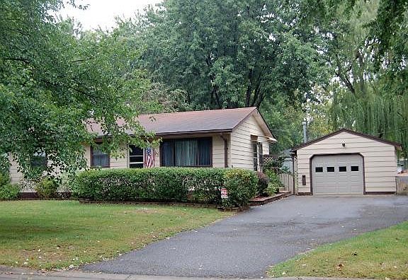 2nd image of 1242 5th St