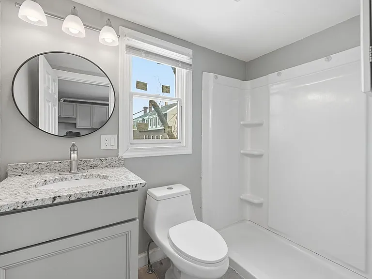 32 Lawrence St #1 — Photo 10