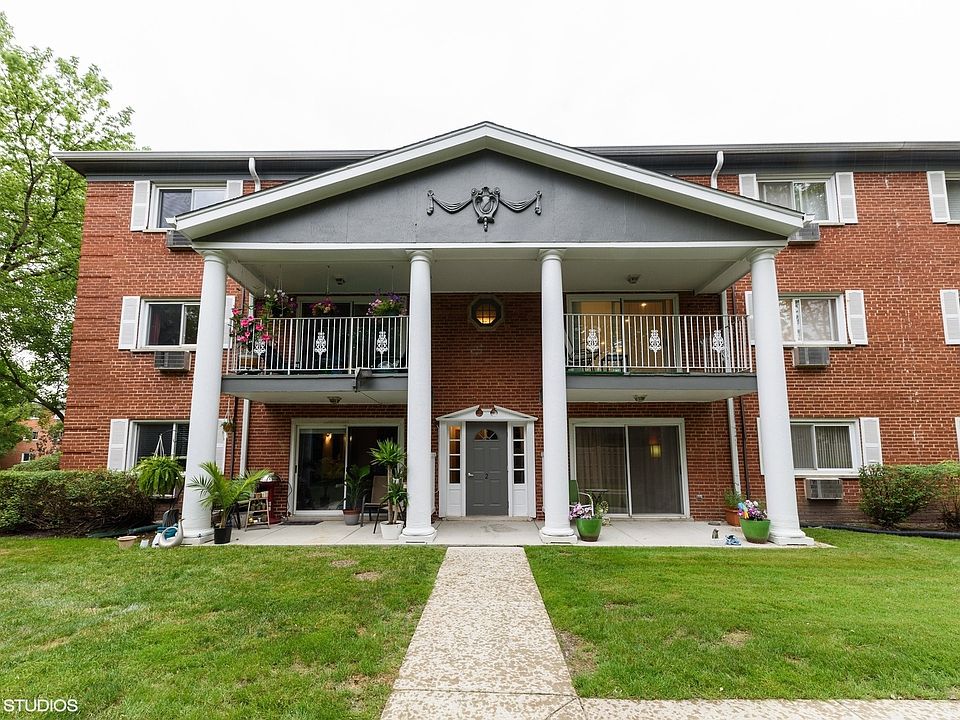 1st image of 2 E Lillian Ave APT 2A