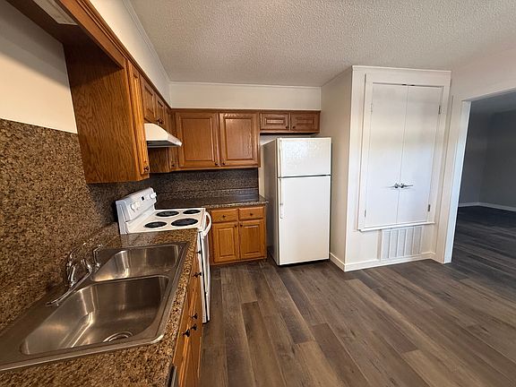 5th image of 602-62 N Knoxville Ave #606