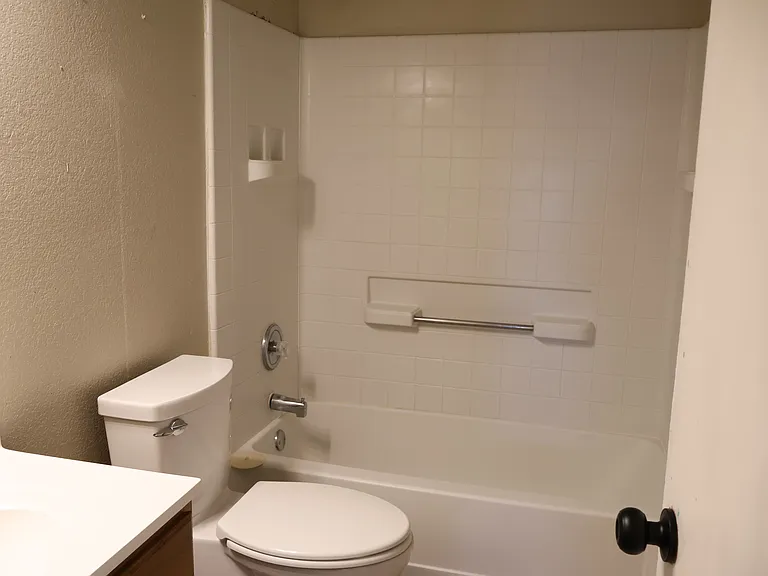 8721 Limestone Dr — Photo 17