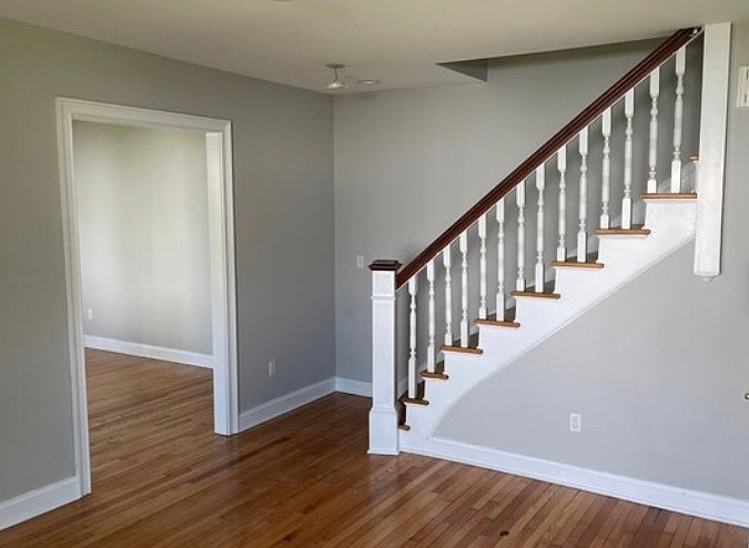 2nd image of 58 Naubuc Ave