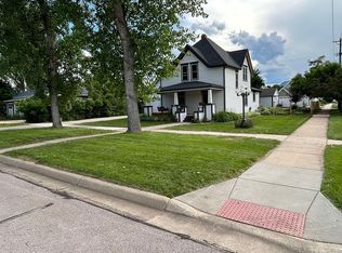 1045 N 5th St, Spearfish, SD 57783