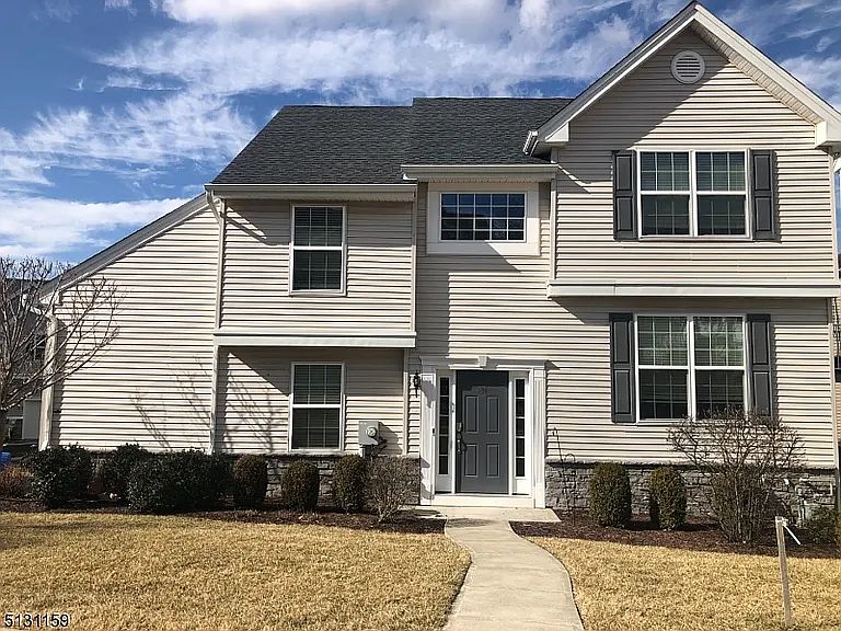 1st image of 134 Sowers Dr