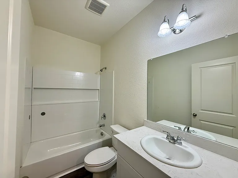713 Cherry Blossom St — Photo 20