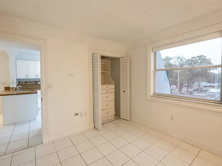 2575 SW 27th Ave — Photo 16