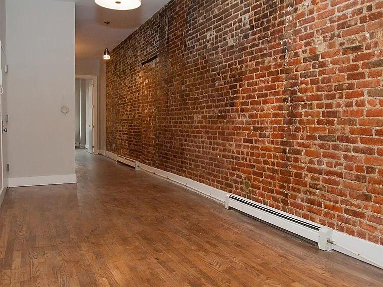 197 Stockholm St #2R — Photo 6