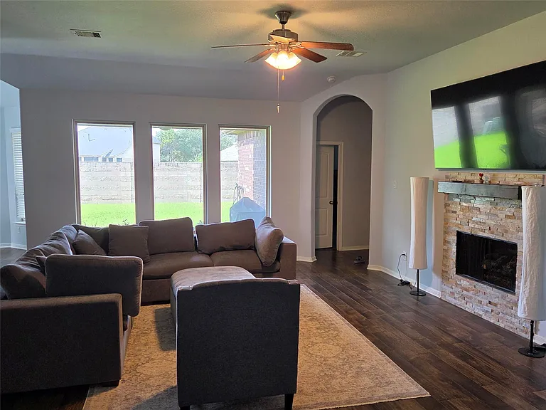 2514 Copper Fields Dr — Photo 8