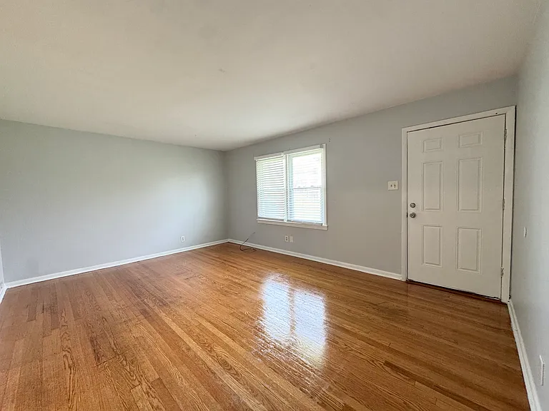 4513 Virginia Ave #1 — Photo 2
