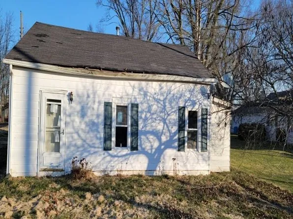 10003 Market St, Brookville, IN 47012