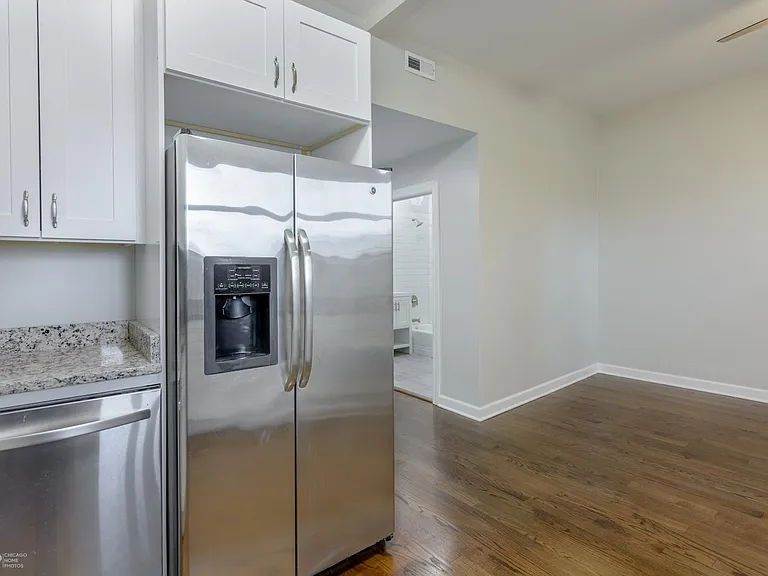4540 N Sheridan Rd #1 — Photo 19