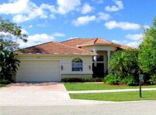 5089 Waters Edge Way, Cooper City, FL 33330