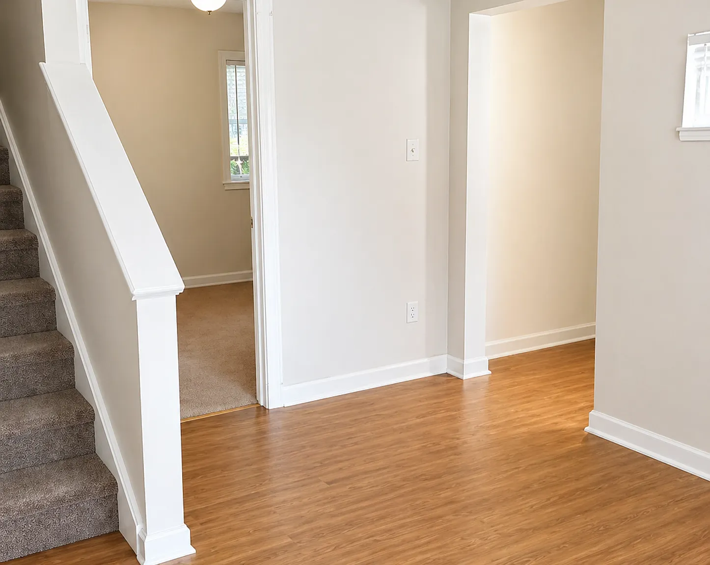 South Side Duplex Apartment For Rent * Pet Friendly * Walk to E. Carson St. * Available Now * Ren... — Photo 3
