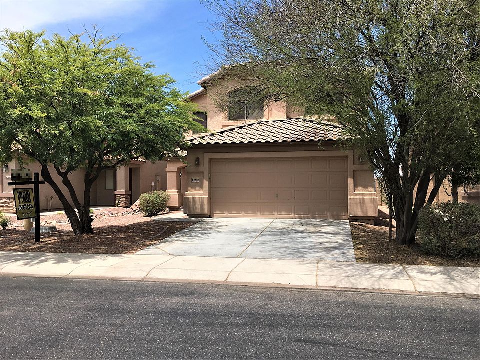 1st image of 42068 W Hillman Dr