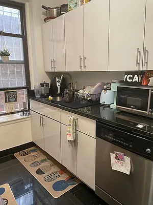 Rented by Corcoran | media 15