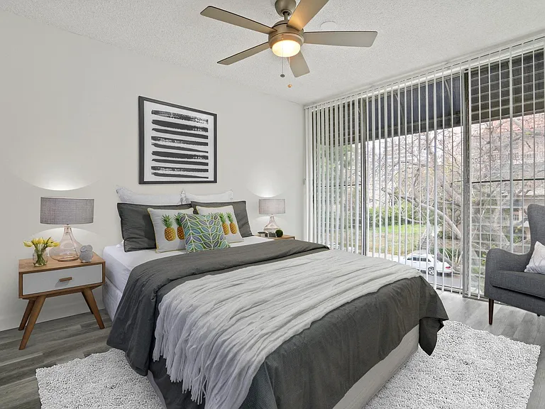 1624 Camden Ave — Photo 45