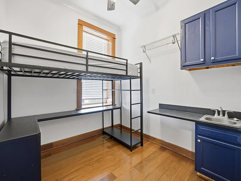 Shared Student Housing close to UTC Campus — Photo 42