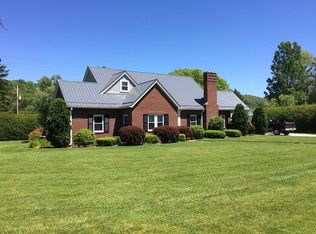 110 Orchard Dr, Narrows, VA 24124