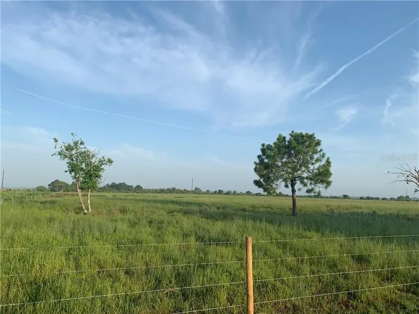 1368 SE West Farms Rd, Arcadia, FL 34266