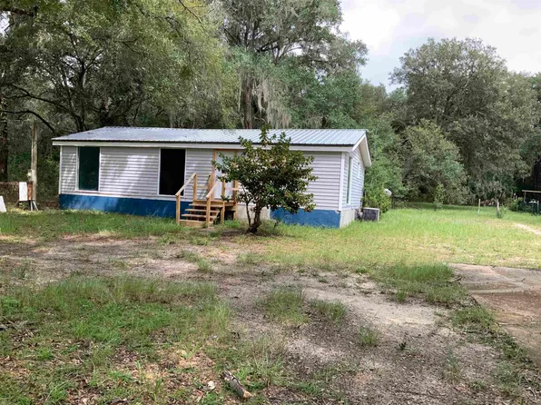 120 Pine Dr, Interlachen, FL 32148